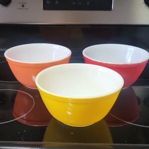 Pyrex #402 Primary  Bowls